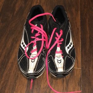 Saucing Indoor Track Flats